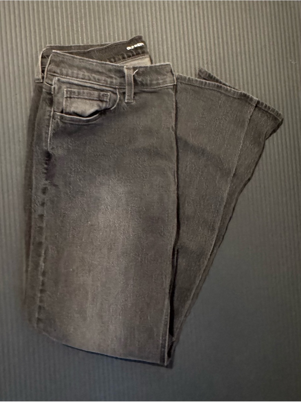 Women’s Old Navy mid-rise boyfriend jeans